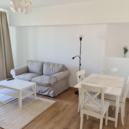 בוקרשט Rene'S Leisure Apartment מראה חיצוני תמונה