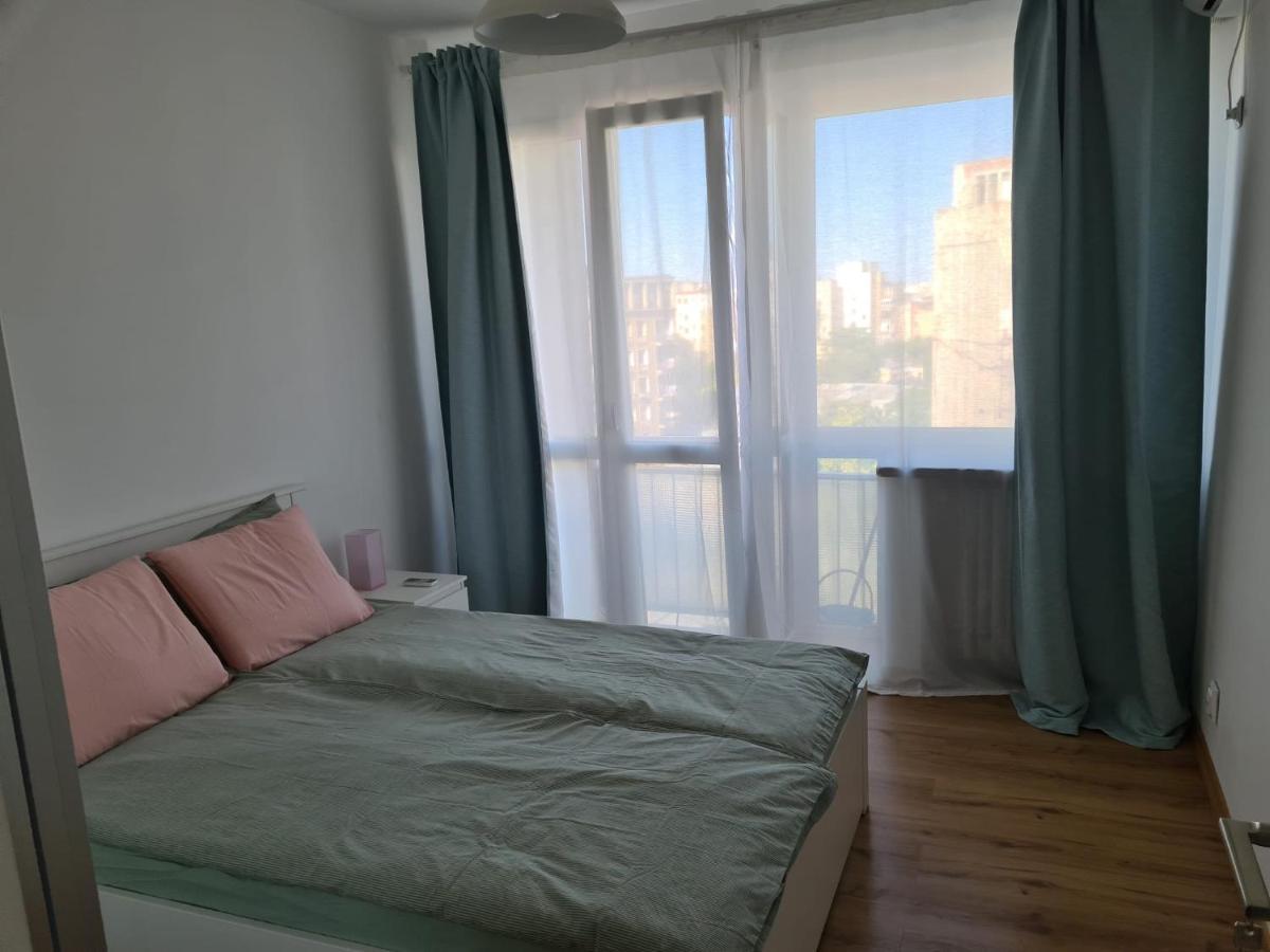 בוקרשט Rene'S Leisure Apartment מראה חיצוני תמונה