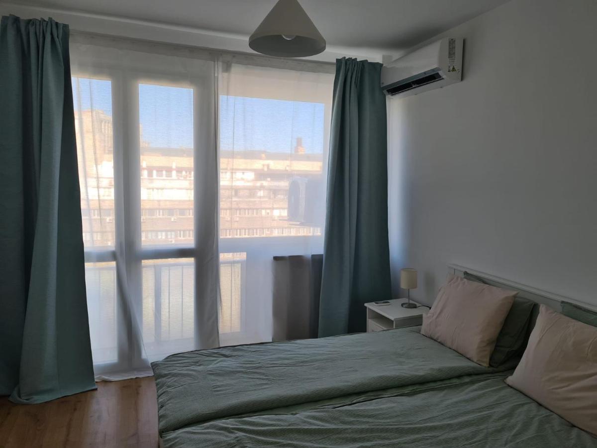 בוקרשט Rene'S Leisure Apartment מראה חיצוני תמונה