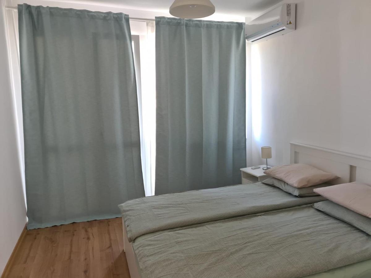 בוקרשט Rene'S Leisure Apartment מראה חיצוני תמונה