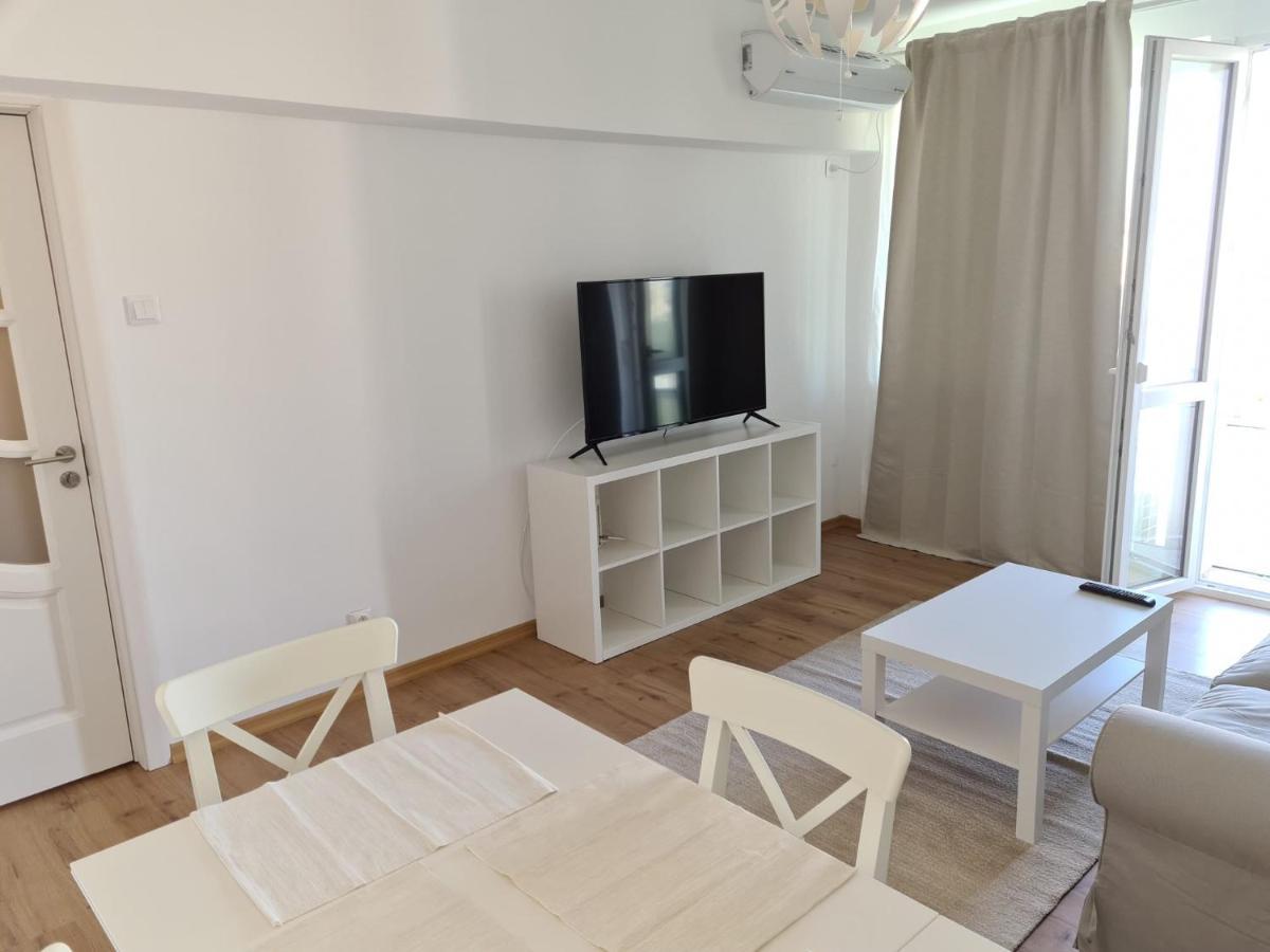 בוקרשט Rene'S Leisure Apartment מראה חיצוני תמונה